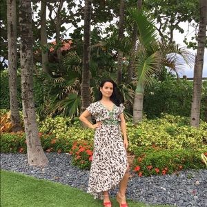 Haute Hippie V neck embellished assymetrical high